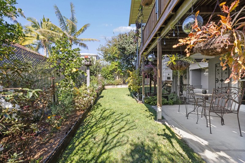Photo - 14 Agnes Street, Holland Park West QLD 4121 - Image 17