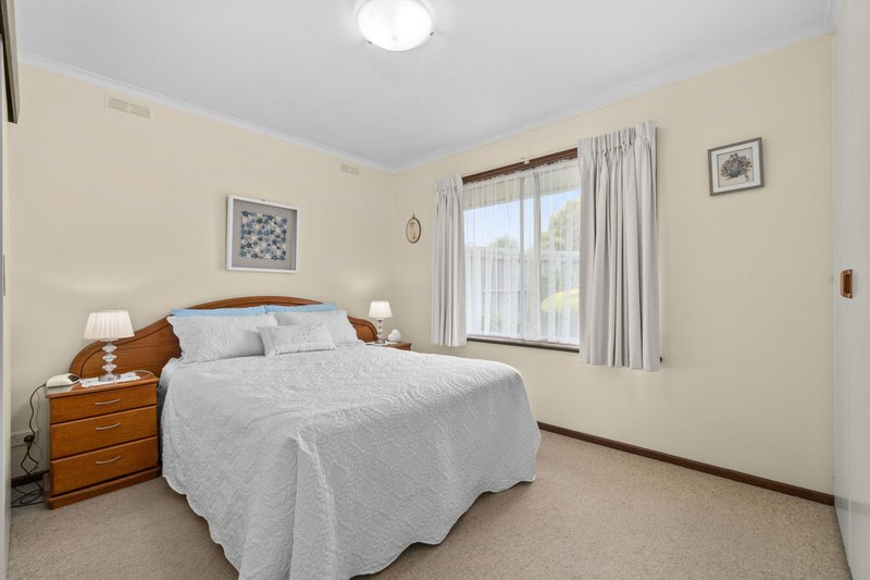 Photo - 14 Alameda Drive, Sale VIC 3850 - Image 7