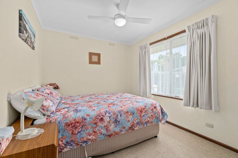 Photo - 14 Alameda Drive, Sale VIC 3850 - Image 11