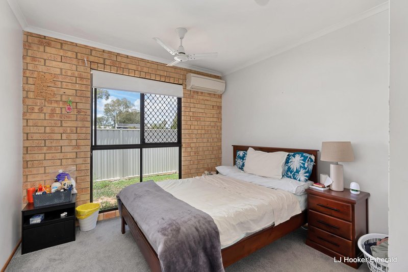 Photo - 14 Alamein Drive, Emerald QLD 4720 - Image 16