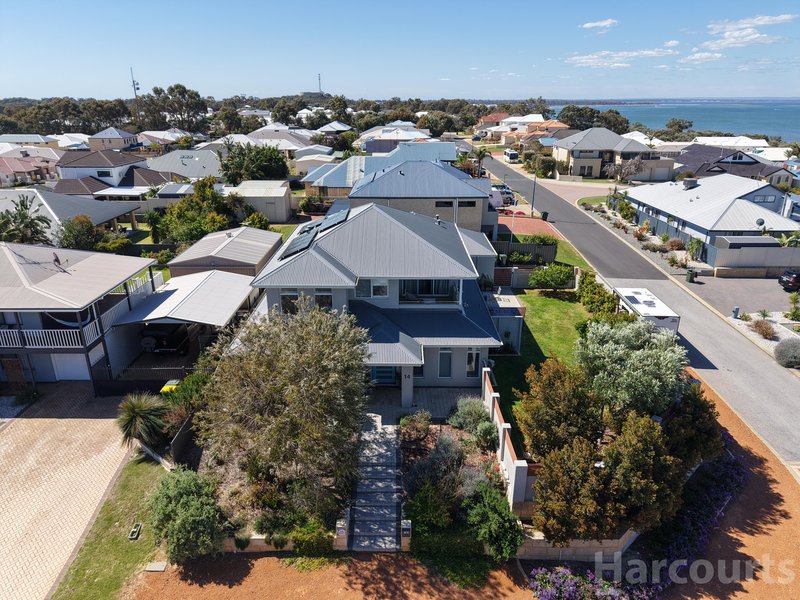Photo - 14 Albany Drive, Dawesville WA 6211 - Image 2