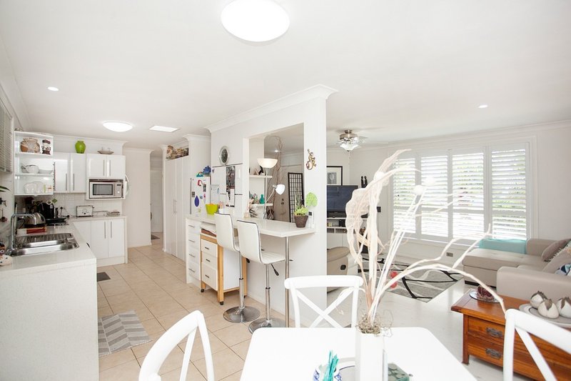 Photo - 14 Albatross Way, Old Bar NSW 2430 - Image 6