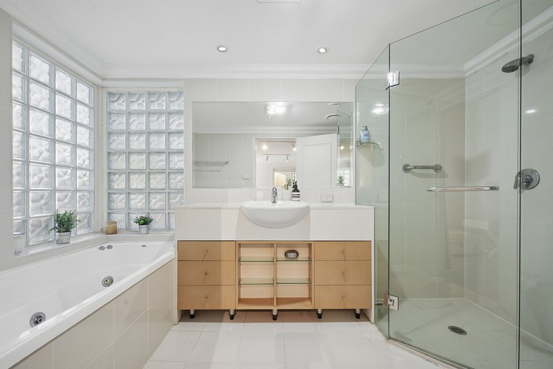 Photo - 1/4 Albemarle Avenue, Rose Bay NSW 2029 - Image 5