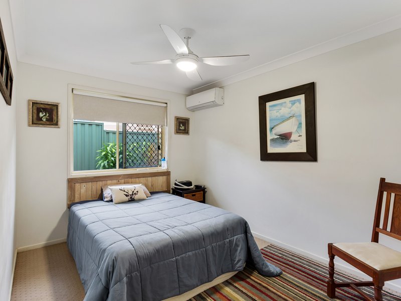 Photo - 14 Albert Pl , Sandstone Point QLD 4511 - Image 13