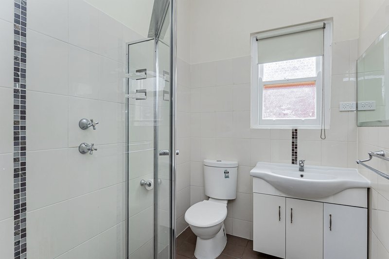 Photo - 14 Albion Avenue, Glandore SA 5037 - Image 4