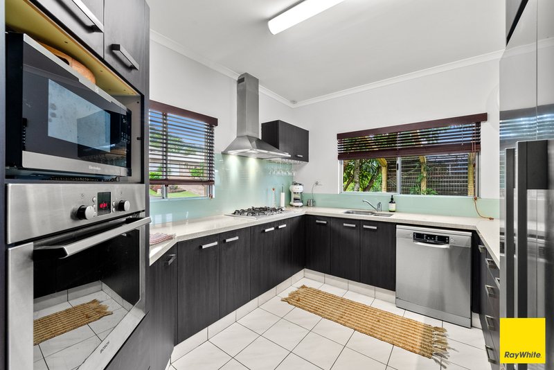 Photo - 14 Albizia Close, Redlynch QLD 4870 - Image 4