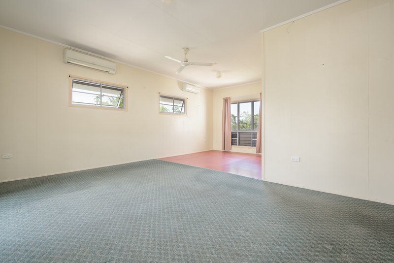 Photo - 14 Alder Street, New Auckland QLD 4680 - Image 13