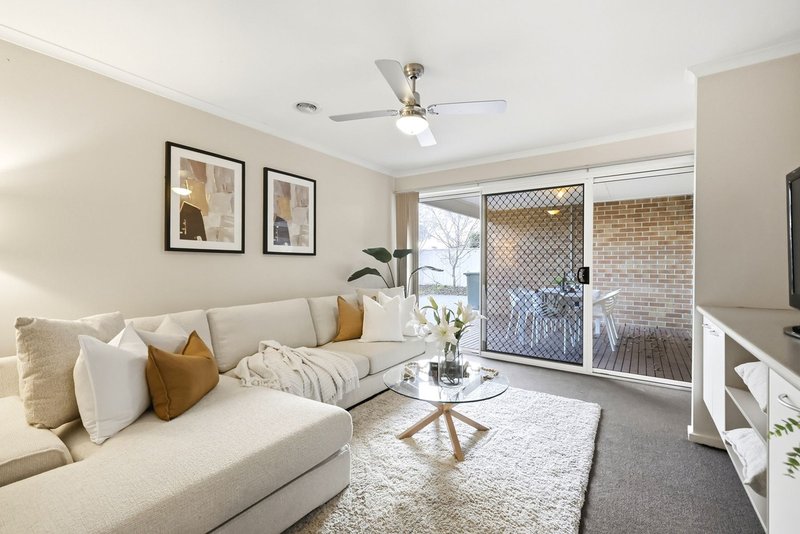 Photo - 14 Alice Close, Bacchus Marsh VIC 3340 - Image 9