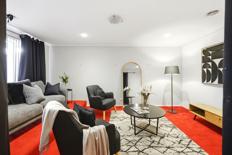 Photo - 14 Alice Close, Bacchus Marsh VIC 3340 - Image 11