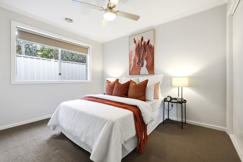 Photo - 14 Alice Close, Bacchus Marsh VIC 3340 - Image 17