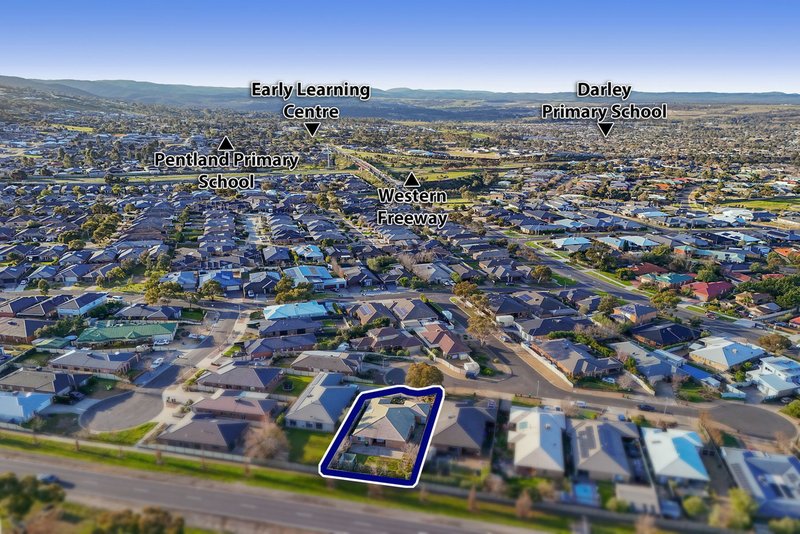 Photo - 14 Alice Close, Bacchus Marsh VIC 3340 - Image 24