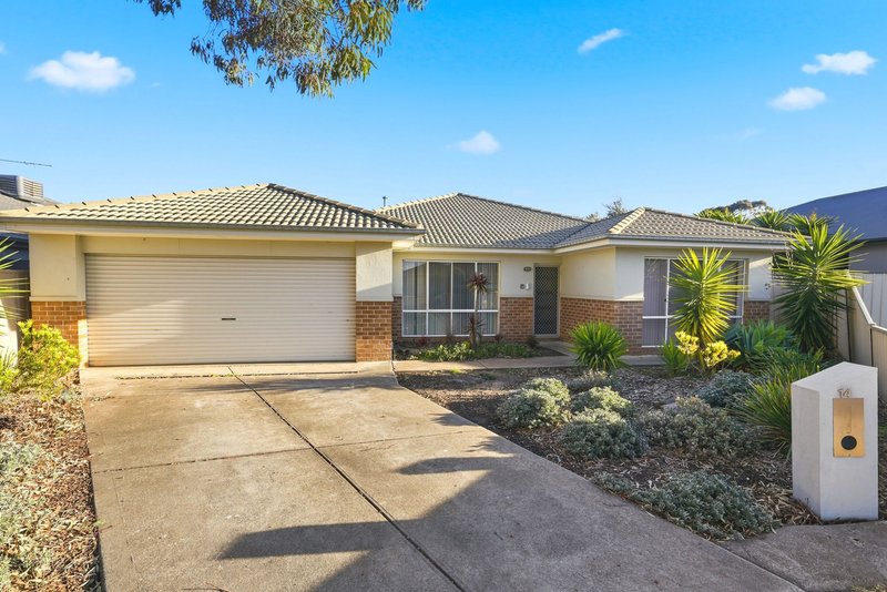 Photo - 14 Alice Close, Bacchus Marsh VIC 3340 - Image 27