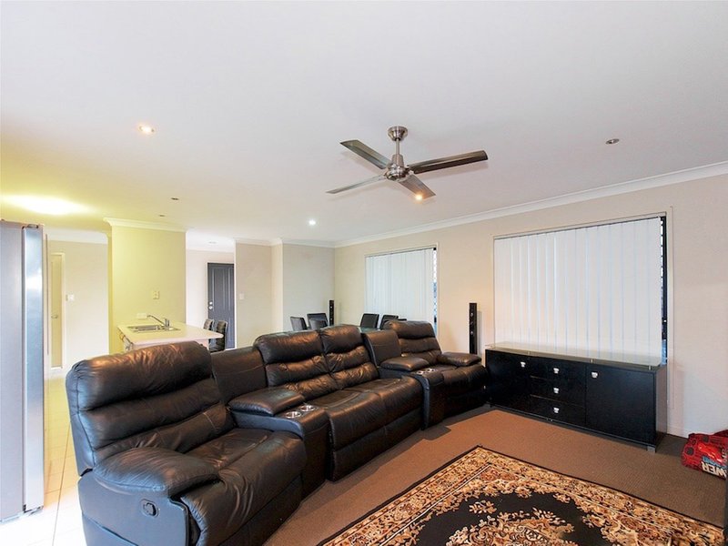 Photo - 14 Allart Court, Marsden QLD 4132 - Image 2