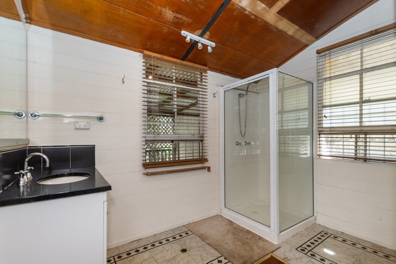 Photo - 14 Allen Street, South Townsville QLD 4810 - Image 10