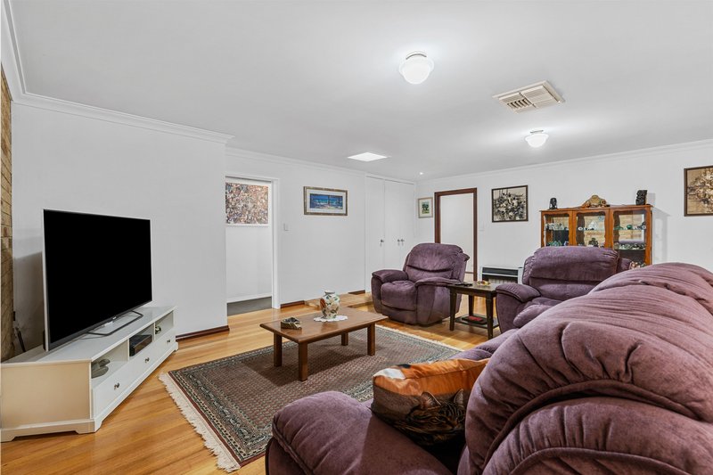 Photo - 14 Allington Avenue, Ballajura WA 6066 - Image 11