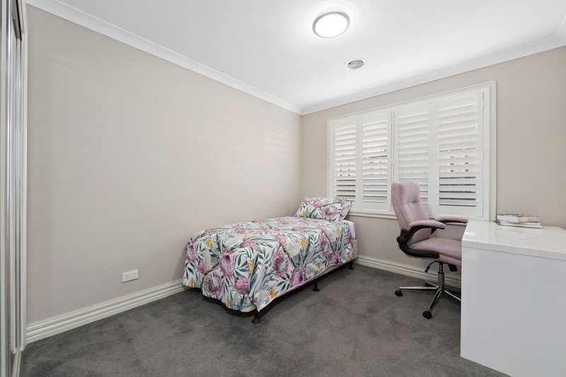 Photo - 14 Amber Way, Cobblebank VIC 3338 - Image 11