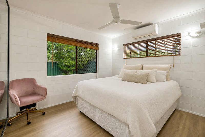 Photo - 14 Anderson Road, Woree QLD 4868 - Image 4