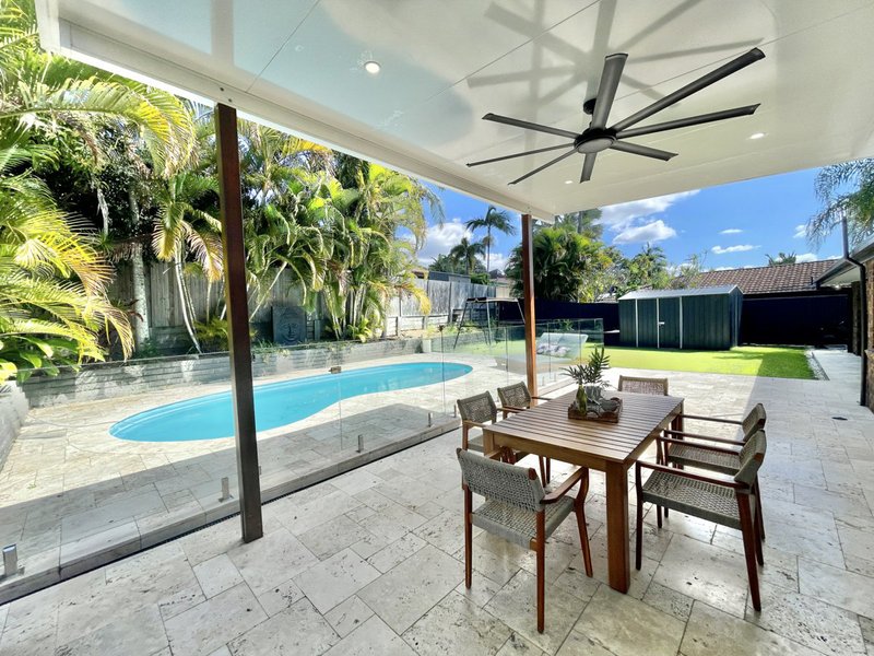 Photo - 14 Angaston Avenue, Carrara QLD 4211 - Image 2