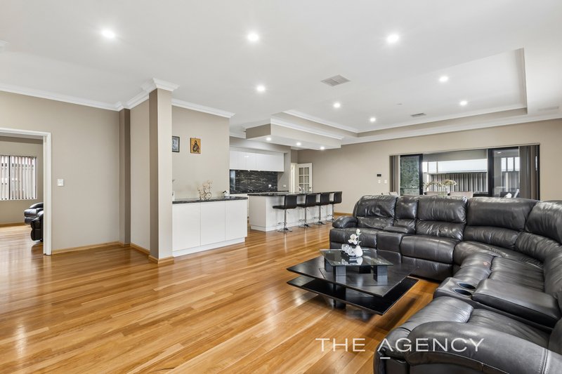Photo - 14 Anguria View, Landsdale WA 6065 - Image 7
