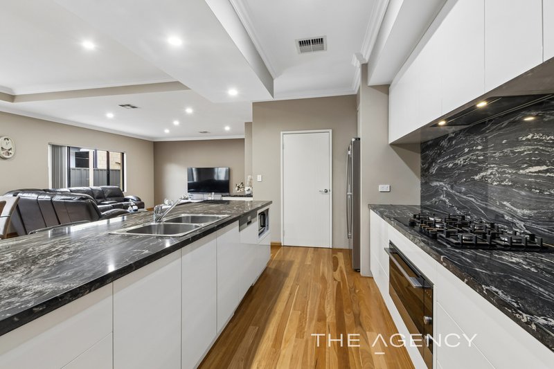 Photo - 14 Anguria View, Landsdale WA 6065 - Image 10