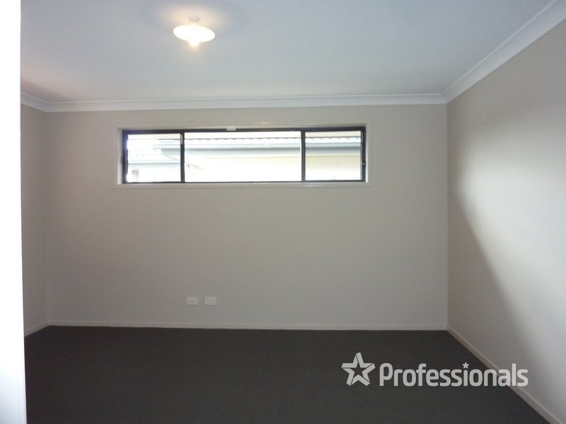 Photo - 14 Annaluke Street, Riverstone NSW 2765 - Image 7