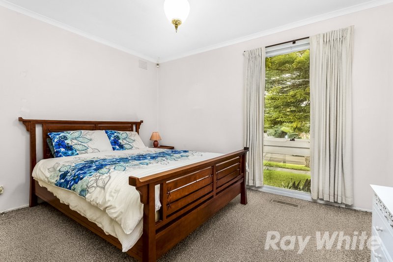 Photo - 14 Anora Crescent, Mulgrave VIC 3170 - Image 6