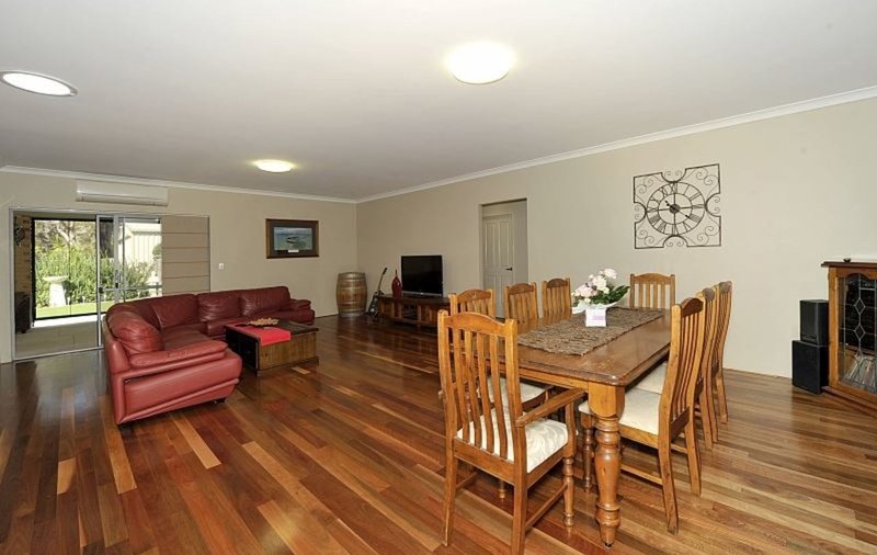 Photo - 14 Arabian Drive, Coodanup WA 6210 - Image 7