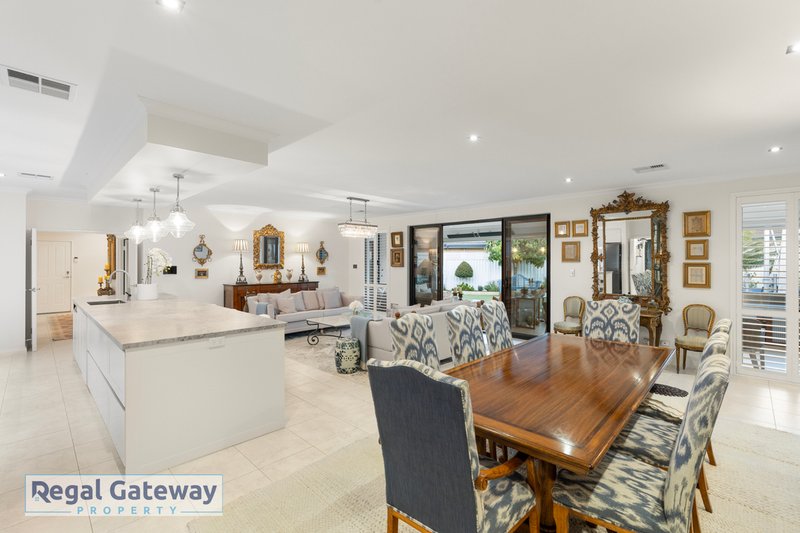 Photo - 14 Araluen Bend, Aubin Grove WA 6164 - Image 13