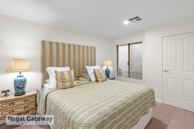 Photo - 14 Araluen Bend, Aubin Grove WA 6164 - Image 21