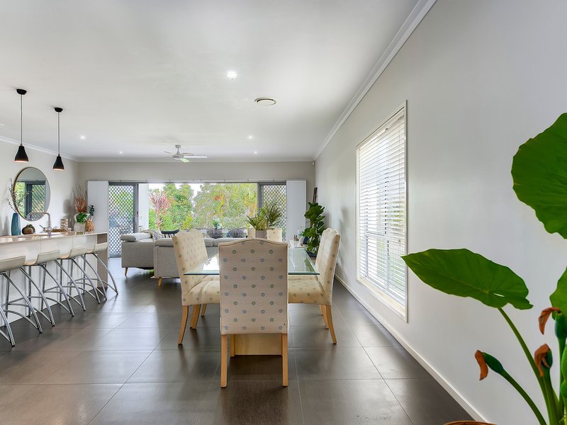 Photo - 14 Araluen Street, Kedron QLD 4031 - Image 7