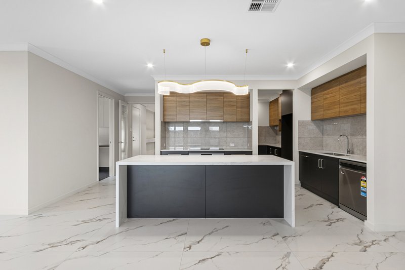 Photo - 14 Aravalle Way, Gawler Belt SA 5118 - Image 10
