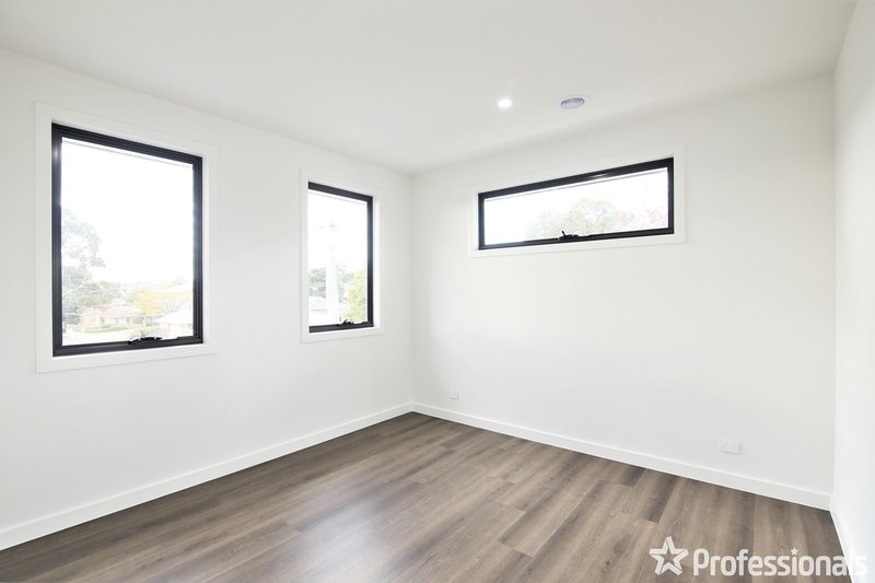 Photo - 1/4 Arilpa Court, Ashwood VIC 3147 - Image 14