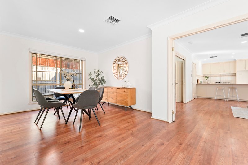 Photo - 14 Armagh Crescent, Wantirna South VIC 3152 - Image 4