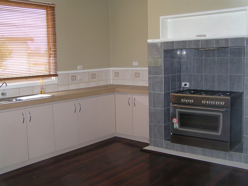Photo - 14 Arnott Street, Manjimup WA 6258 - Image 3