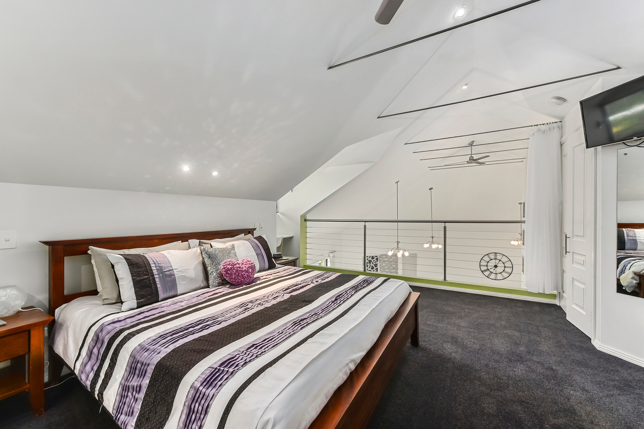 6-bedroom house at 14 Arthur Street, Penola SA 5277, Wattle Range, South Australia