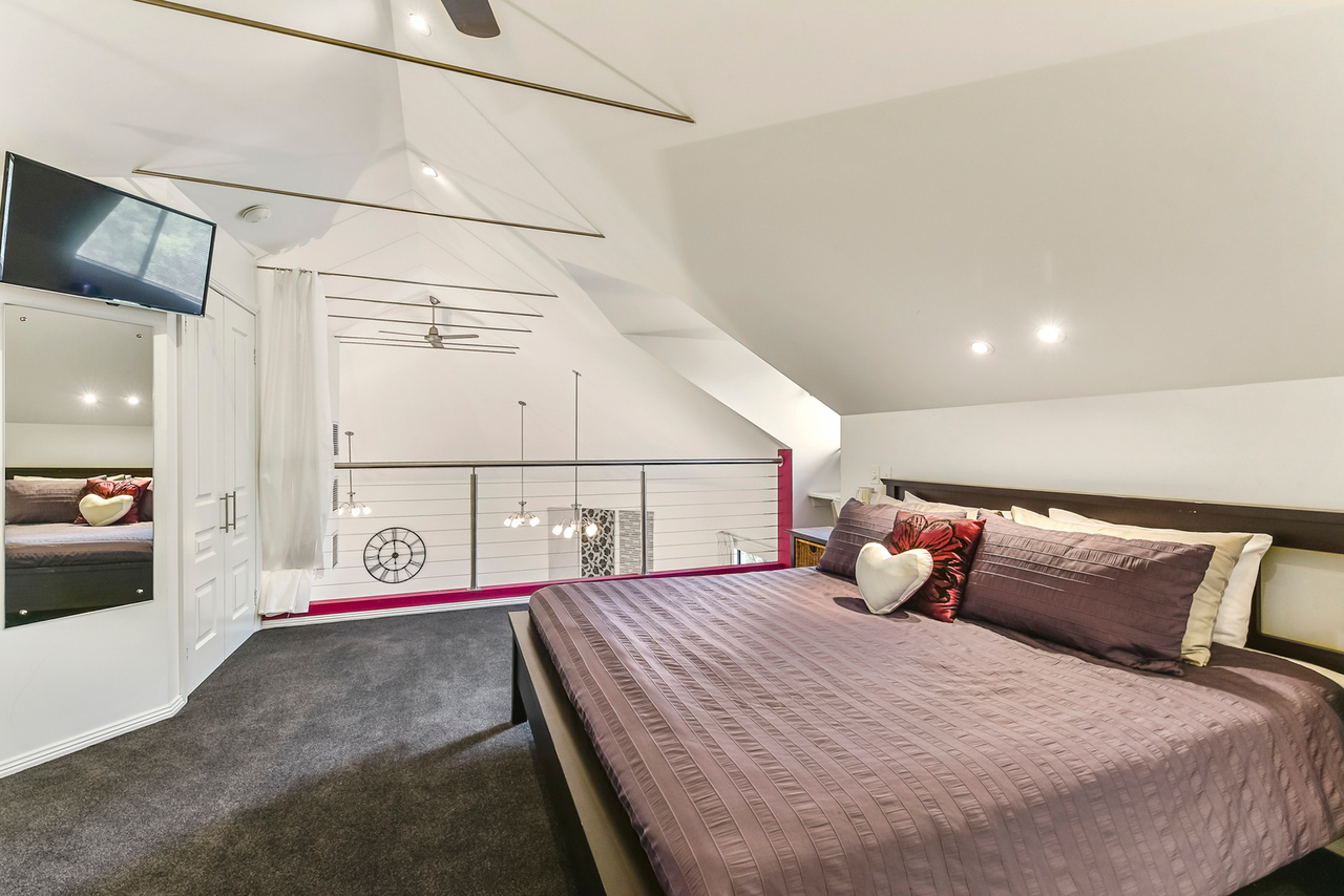 6-bedroom house at 14 Arthur Street, Penola SA 5277, Wattle Range, South Australia