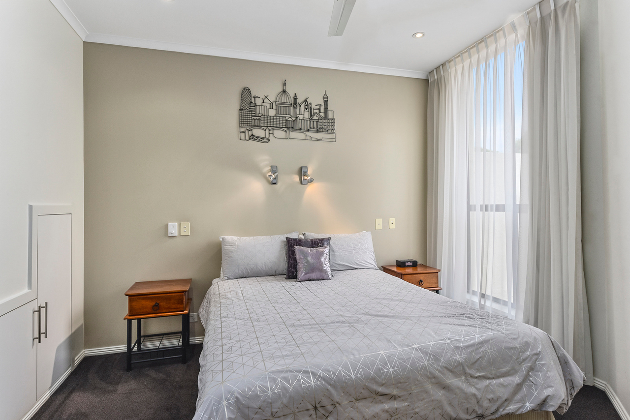 6-bedroom house at 14 Arthur Street, Penola SA 5277, Wattle Range, South Australia