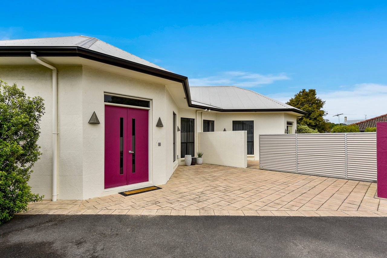 6-bedroom house at 14 Arthur Street, Penola SA 5277, Wattle Range, South Australia