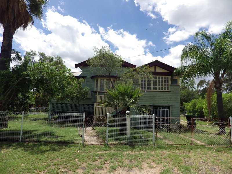 14 Arthur Street, Roma QLD 4455