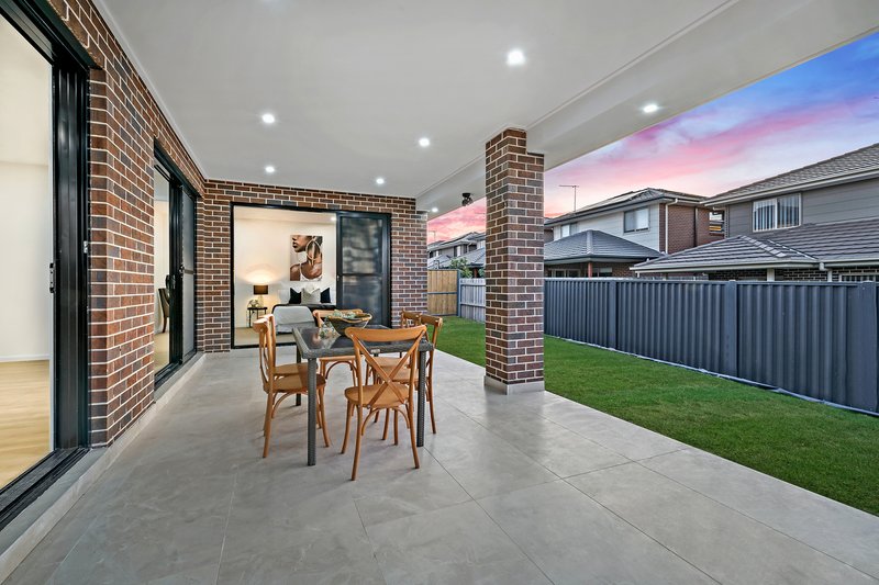 Photo - 14 Arwon Street (The Gables) , Box Hill NSW 2765 - Image 13