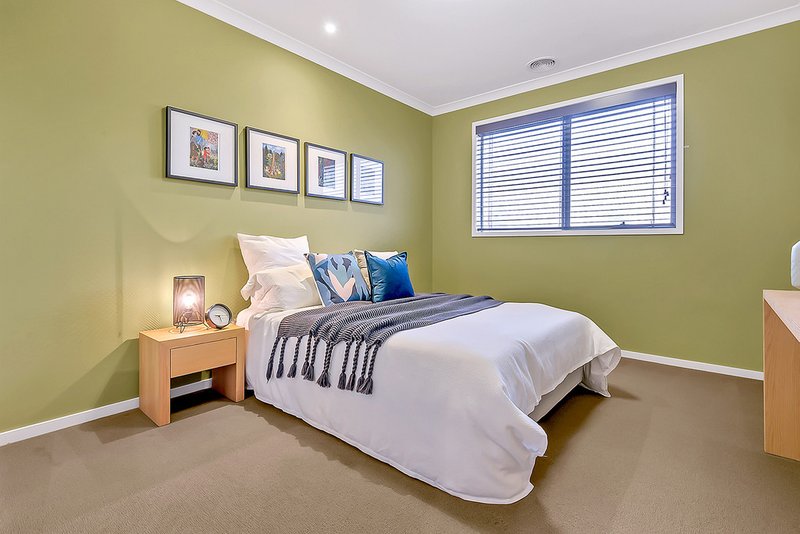 Photo - 14 Asbury Street, Craigieburn VIC 3064 - Image 17