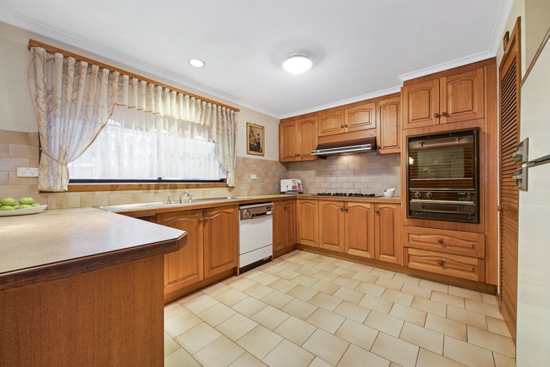 Photo - 14 Ascot Drive, Noble Park North VIC 3174 - Image 2