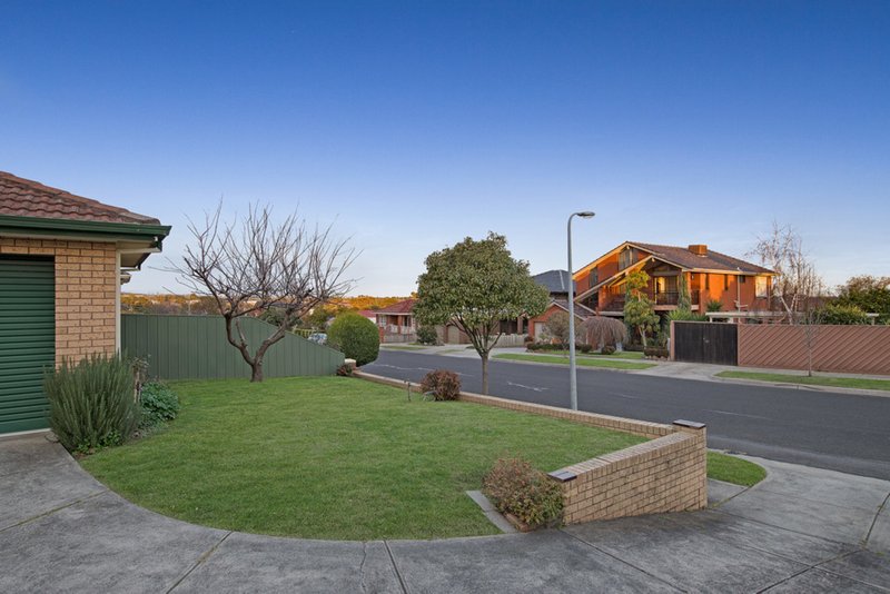 Photo - 14 Ascot Drive, Noble Park North VIC 3174 - Image 13