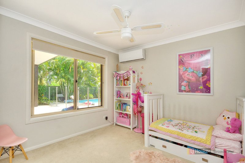 Photo - 14 Ashburton Close, Arundel QLD 4214 - Image 8