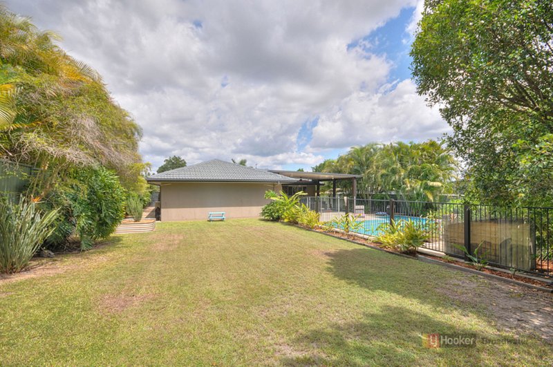 Photo - 14 Ashburton Close, Arundel QLD 4214 - Image 11