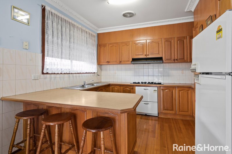 Photo - 14 Aster Close, Meadow Heights VIC 3048 - Image 7