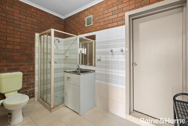 Photo - 14 Aster Close, Meadow Heights VIC 3048 - Image 16