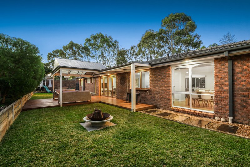 Photo - 14 Aston Heath, Glen Waverley VIC 3150 - Image 16