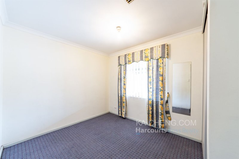 Photo - 14 Aussat Drive, Eden Hill WA 6054 - Image 17