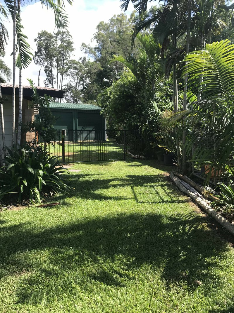 Photo - 14 Awonga Court, Rocky Point QLD 4874 - Image 3